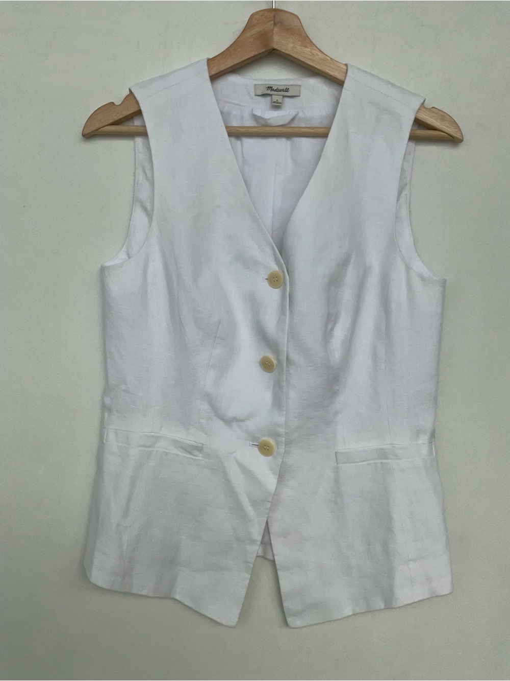 Madewell White Sleeveless Linen Button-Front Vest